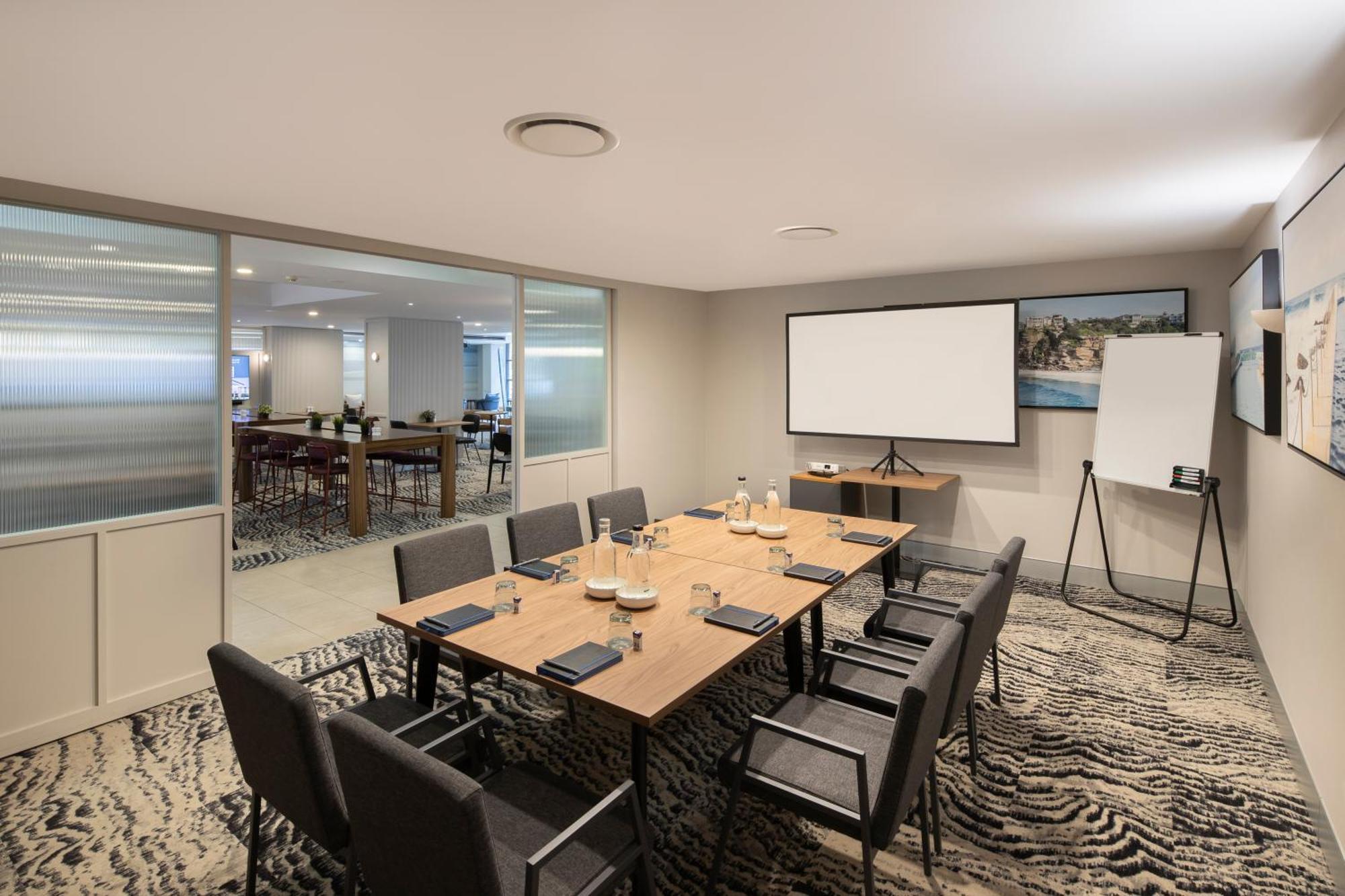 Mercure Sydney Manly Warringah Exterior foto